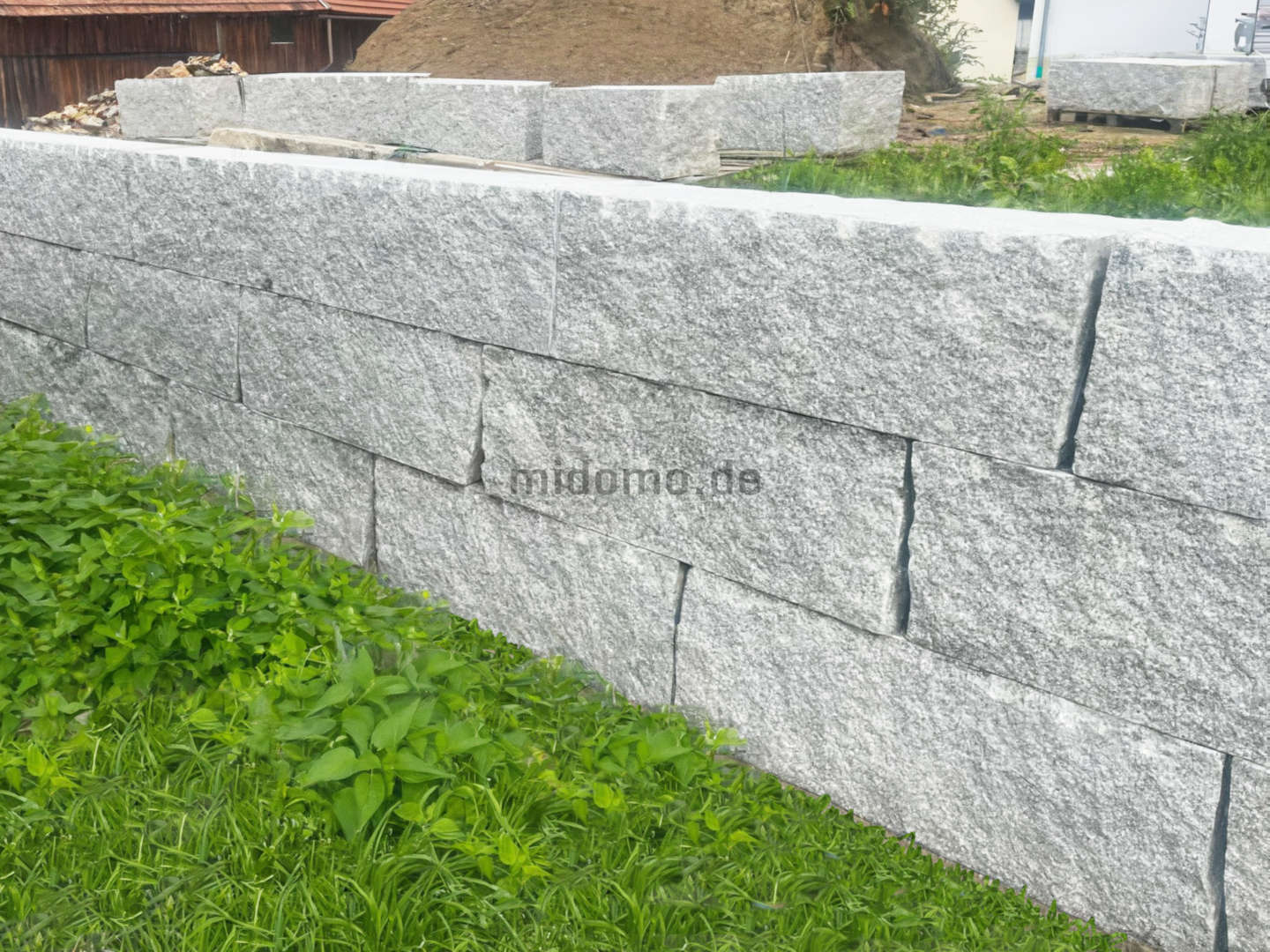 granitsteine-granitbloecke-40x40x60-120cm Granitblöcke grau 40x40x60-120 cm 2-fach gesägt