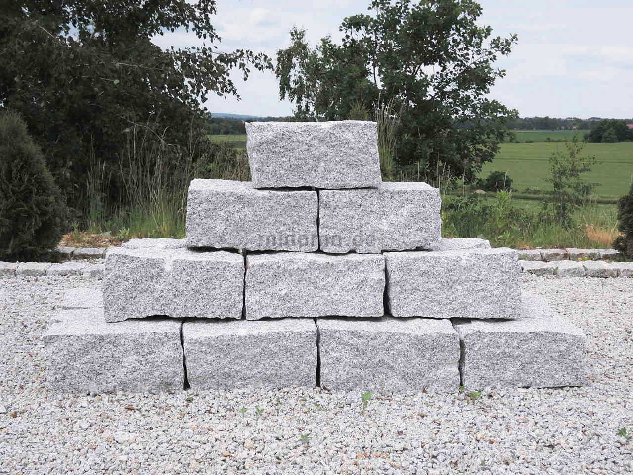 granit-mauersteine-20x20x40-grau-dornberg-2