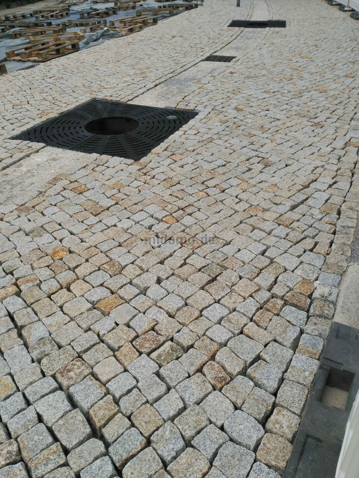 granitpflaster-grau-gelb-dornberger-03 Granitpflaster grau-gelb DORNBERG